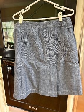 JJILL short denim skirt - cute folds and buttons size 16